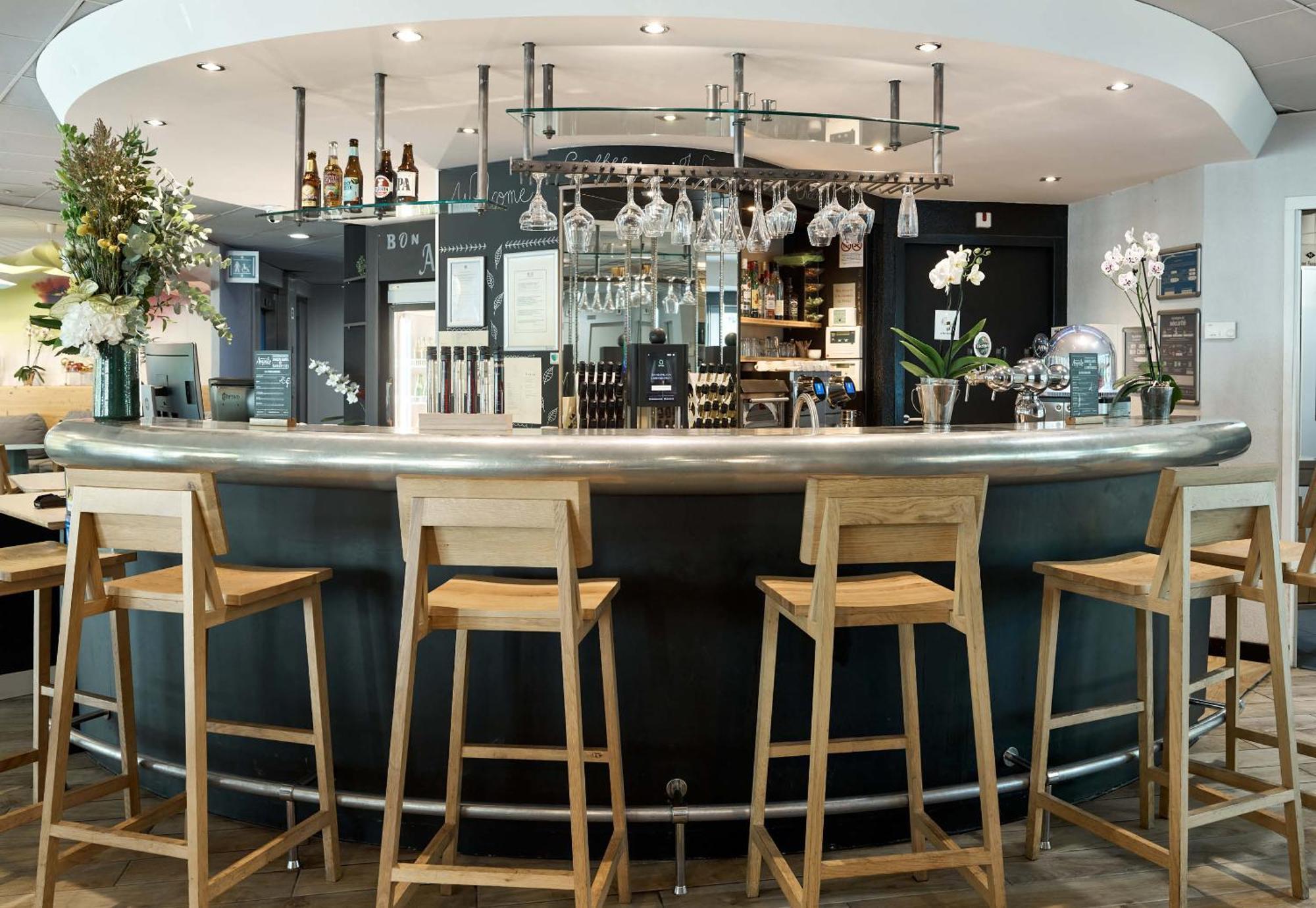 B&B Hotel Velizy Est Eksteriør bilde