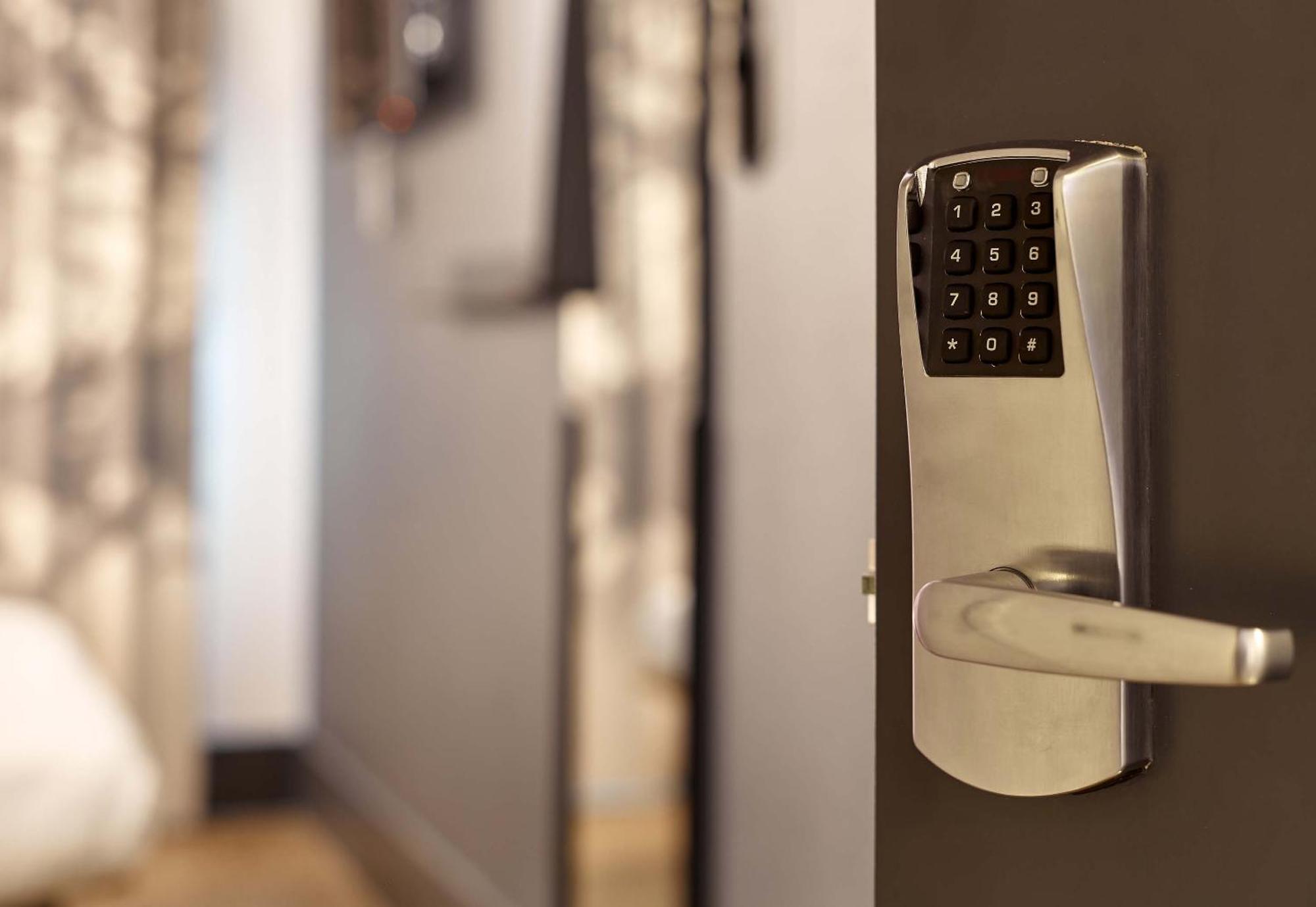 B&B Hotel Velizy Est Eksteriør bilde