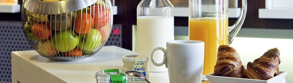 B&B Hotel Velizy Est Restaurant bilde